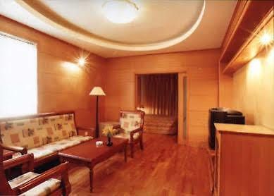 Camellia Hotel Kunming Exterior foto